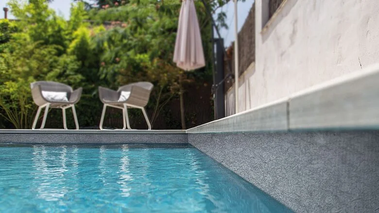 RENOLIT ALKORPLAN RELIEF - GRIS OSCURO